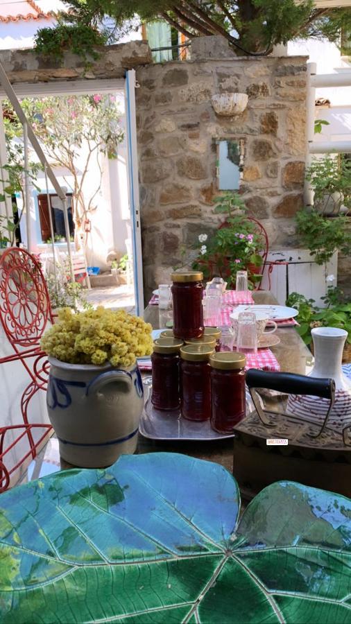 Akarsu Kalyopi Hotel Bozcaada Esterno foto